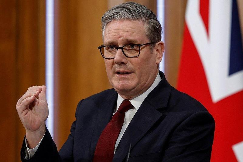 美国敦促盟友参与霍尔木兹海峡安全行动；欧洲各国回应显现谨慎态度。