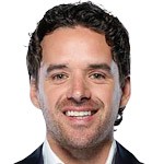  欧冠赛场惨败之后；哈格里夫斯直言切尔西阵容失衡；经验老将缺失成关键短板。 体育新闻