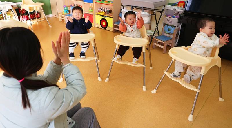  从数据到温度；“十五五”纲要三大指标优化，民生关切更精准。 新闻 从数据到温度；“十五五”纲要三大指标优化，民生关切更精准。 新闻 从数据到温度；“十五五”纲要三大指标优化，民生关切更精准。 新闻