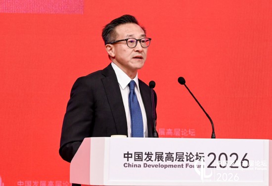  中国AI崛起的关键支撑；制造业融合成为核心路径。 IT技术