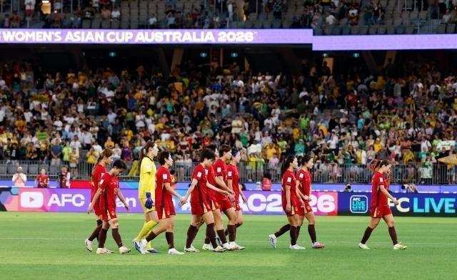  中国女足复兴需务实路径；外教难以主导换血；体能与青年培养是重点。 体育新闻 中国女足复兴需务实路径；外教难以主导换血；体能与青年培养是重点。 体育新闻