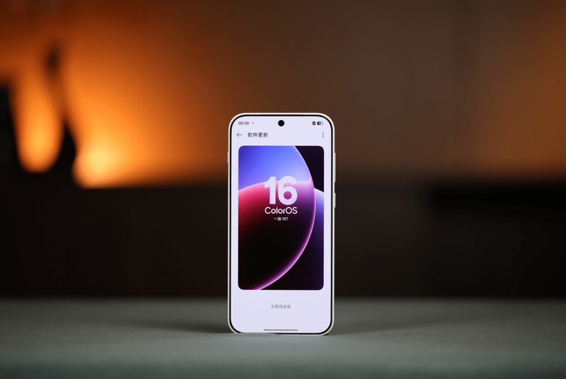  续航焦虑的终结者：一加15T能否打破小屏手机的魔咒？ 手机评测